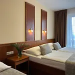 Primavera & Congress Centre Hotel