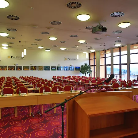 Ξενοδοχείο Primavera & Congress Centre Πίλζεν