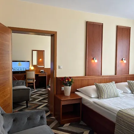 Primavera & Congress Centre Szálloda 4*