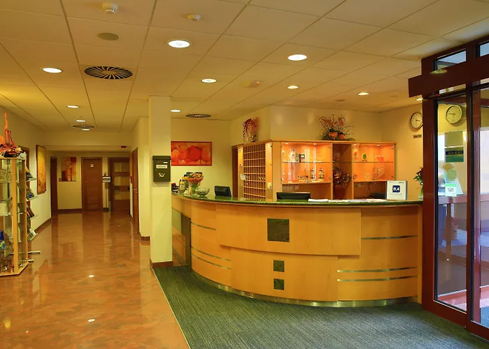 普利马维拉酒店及会议中心 比尔森