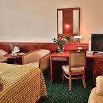 Otel Primavera & Congress Centre Plzeň